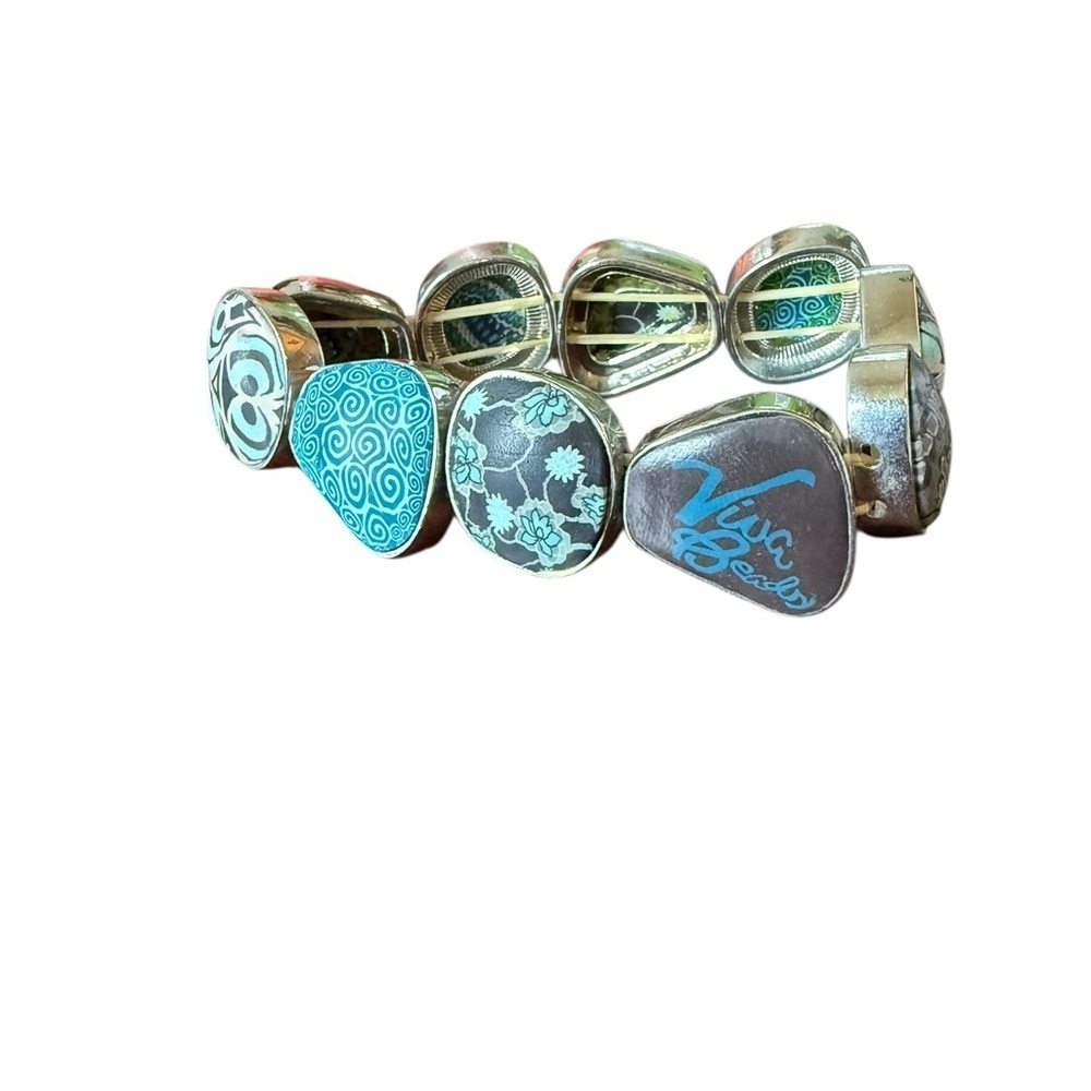 Viva Beads Handmade Clay Stretch Bracelet in Blue Green Gray Black Hues Silver